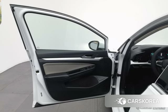 Volkswagen Golf id 4333264 из Китая 9