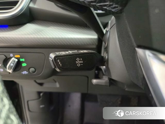 Audi Q5L Sportback id 4259172 из Китая 9