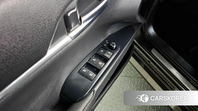 Toyota Camry (XV70) id 3886176 из Кореи 9