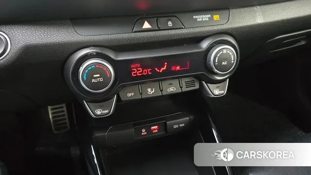 Kia Stonic id 3474856 из Кореи 9