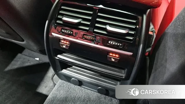 BMW 5 Series (G30) id 3494617 из Кореи 9