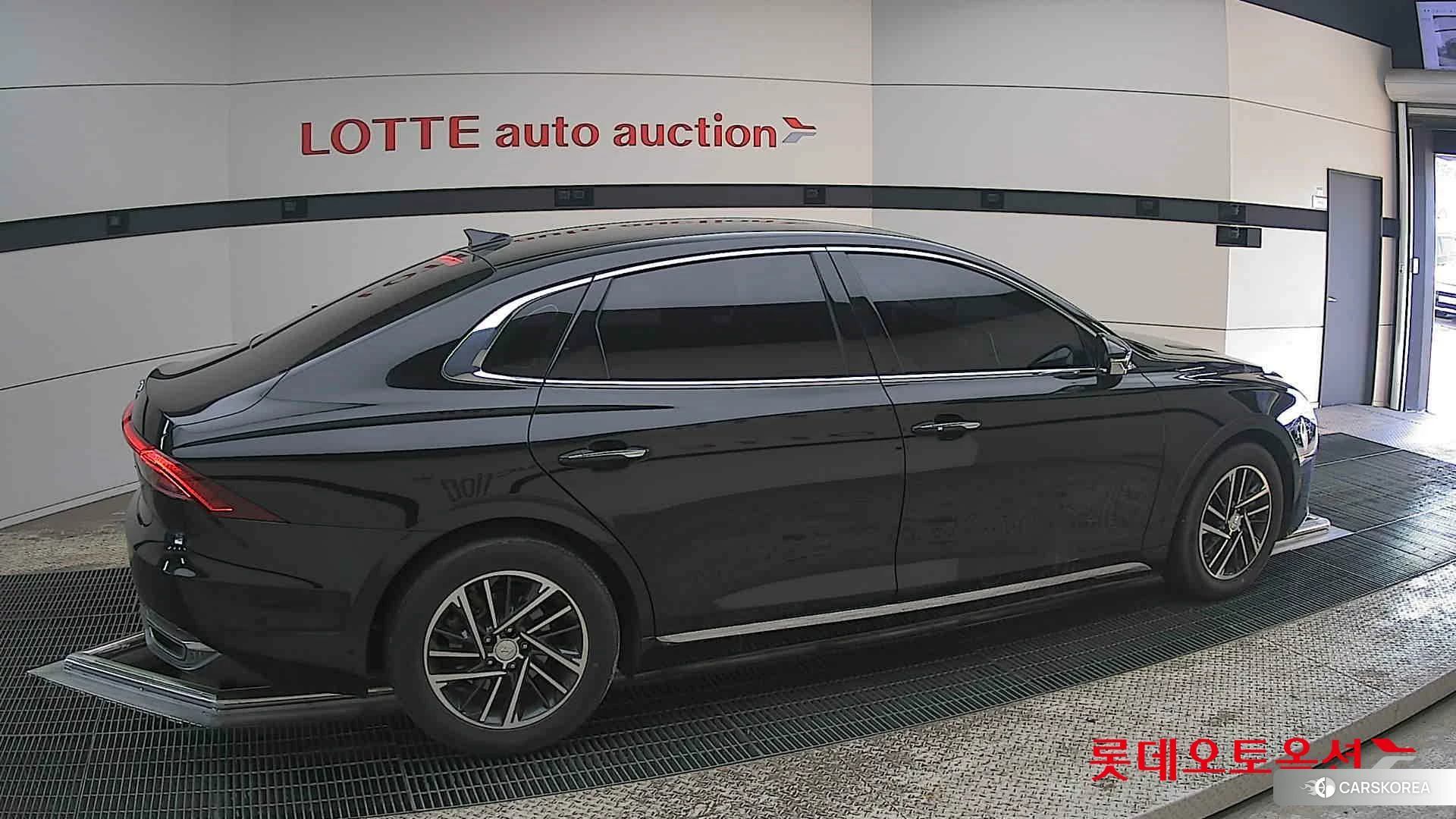 Hyundai Grandeur id 3882081 из Кореи 9