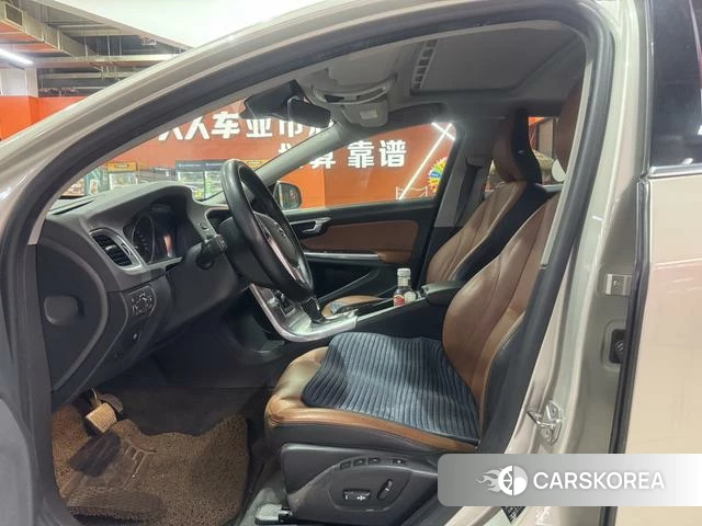 Volvo S60 id 4208314 из Китая 9
