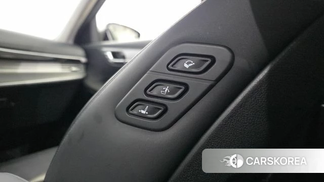 Hyundai The New Grandeur IG Hybrid id 3879208 из Кореи 9