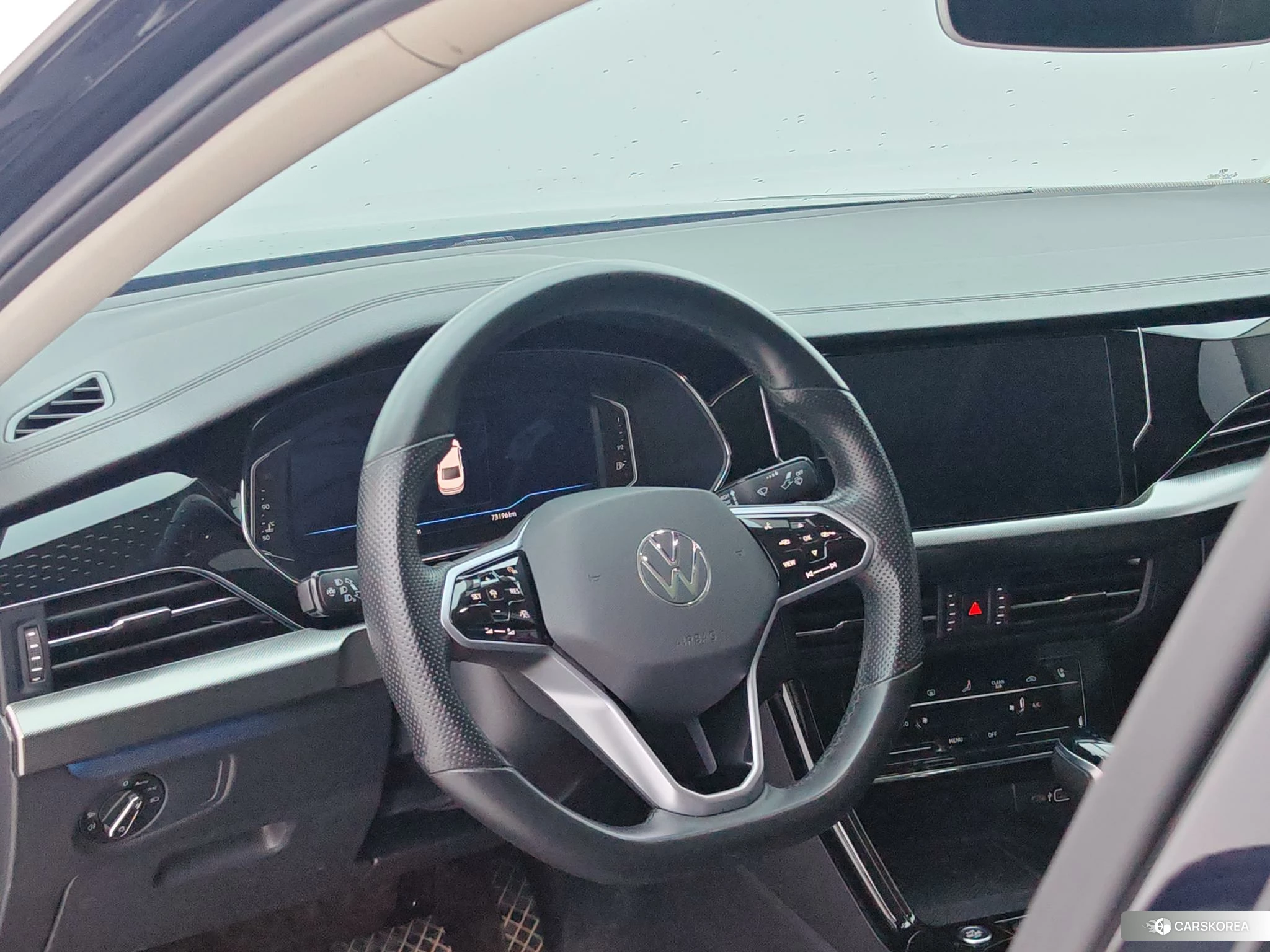 Volkswagen Passat id 4468109 из Китая 9