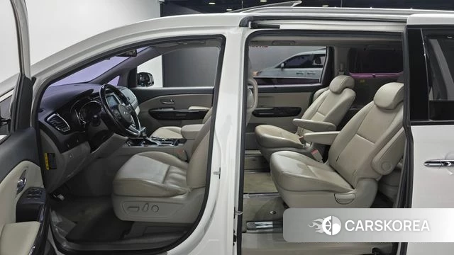 Kia The New Carnival id 4269171 из Кореи 9