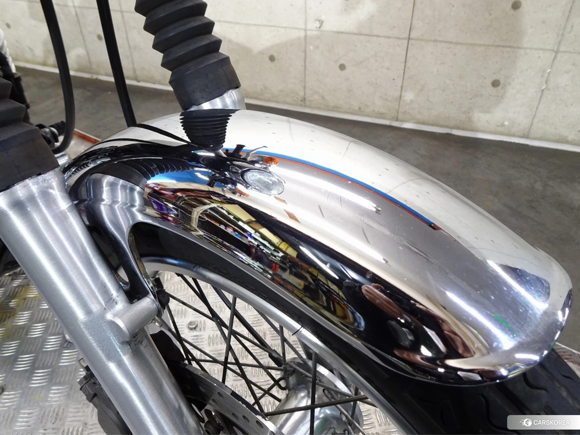 Yamaha SR 400 id 4183467 из Японии 9