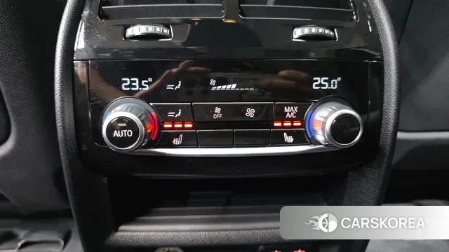 BMW 5 Series (G30) id 3058556 из Кореи 9