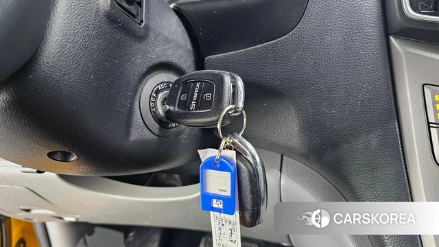 Hyundai The New Grand Starex id 3866721 из Кореи 9