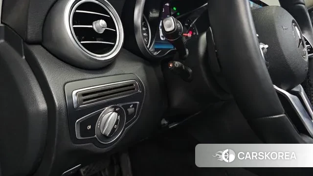 Mercedes-Benz C-Class W205 id 3760768 из Кореи 9