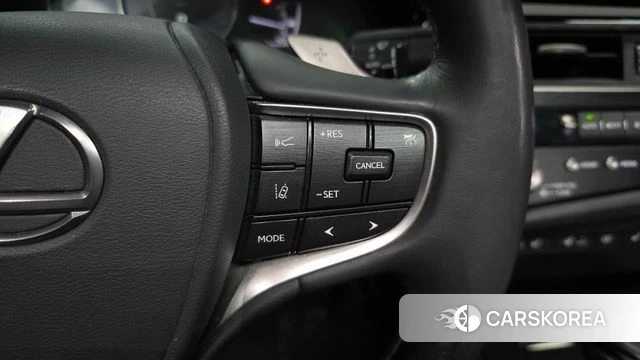 Lexus ES300h 7th generation id 4720198 из Кореи 9