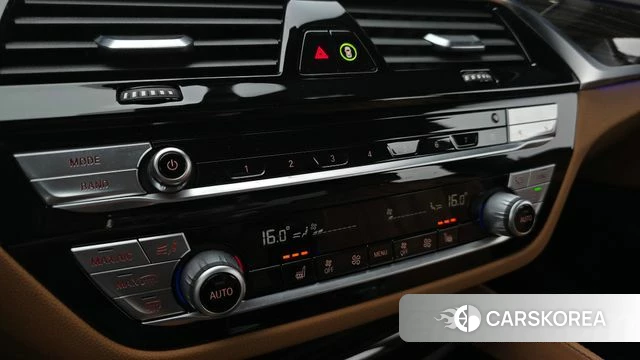 BMW 5 Series (G30) id 4470199 из Кореи 9