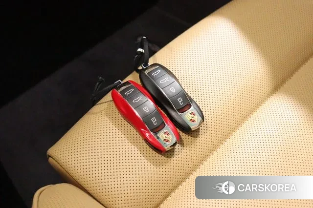 Porsche 718 Boxster id 2973959 из Кореи 9