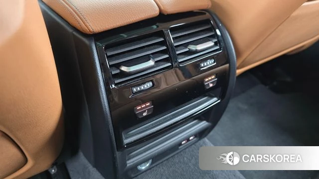 BMW 5 Series (G30) id 4507383 из Кореи 9