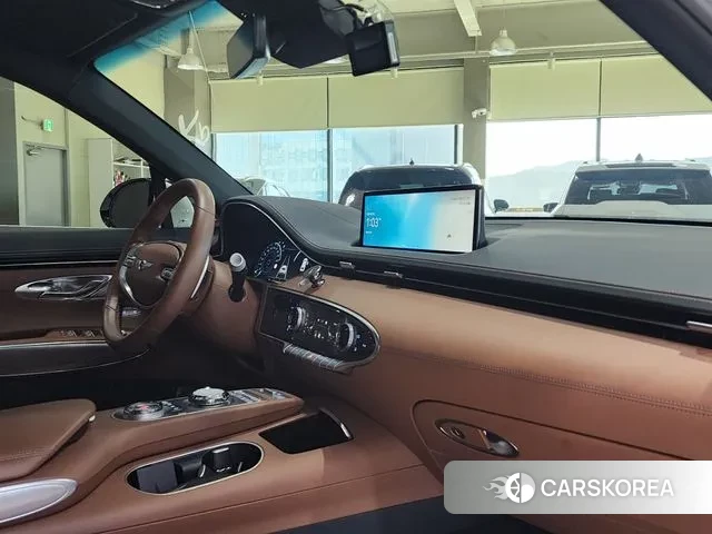 Genesis GV70 id 3447613 из Кореи 9