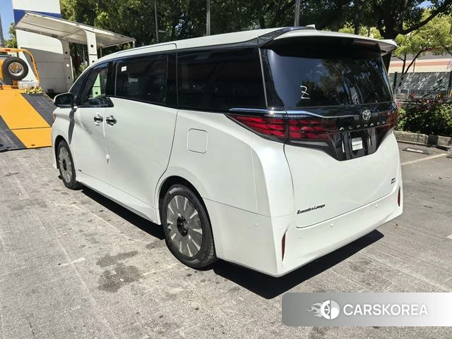 Toyota Elfa id 4301094 из Китая 9