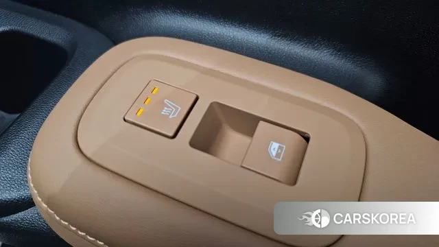 Hyundai Santa Fe (MX5) id 3575998 из Кореи 9