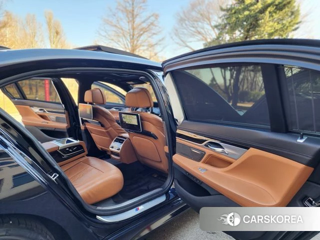 BMW 7 Series (G11) id 3856583 из Кореи 9