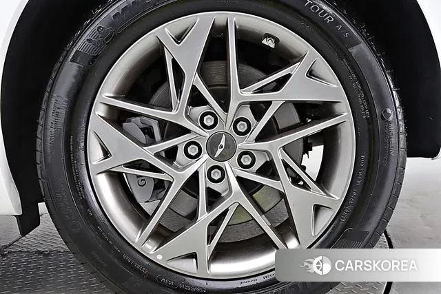 Genesis GV70 id 3299839 из Кореи 9