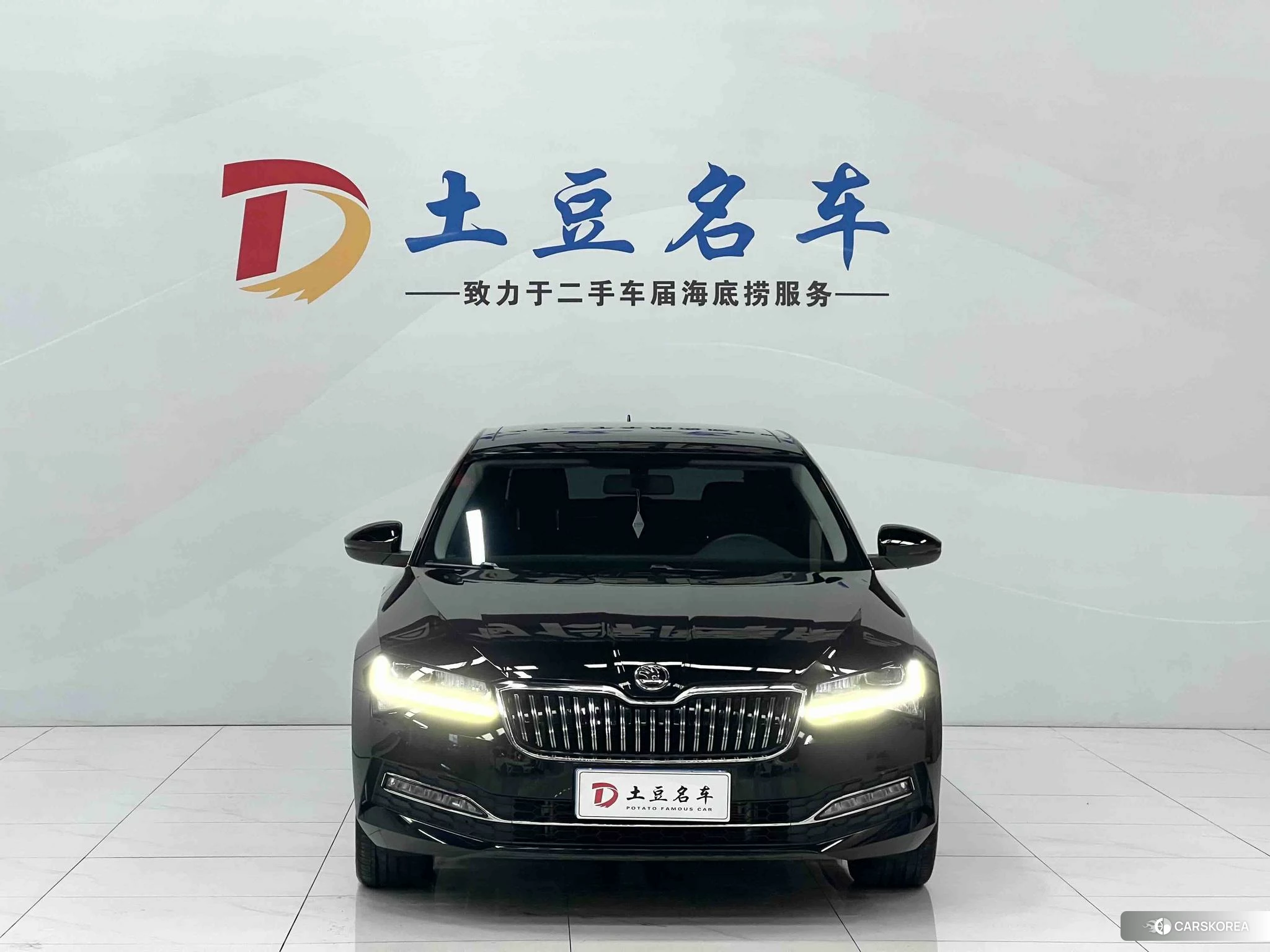 Skoda Superb id 4454334 из Китая 9