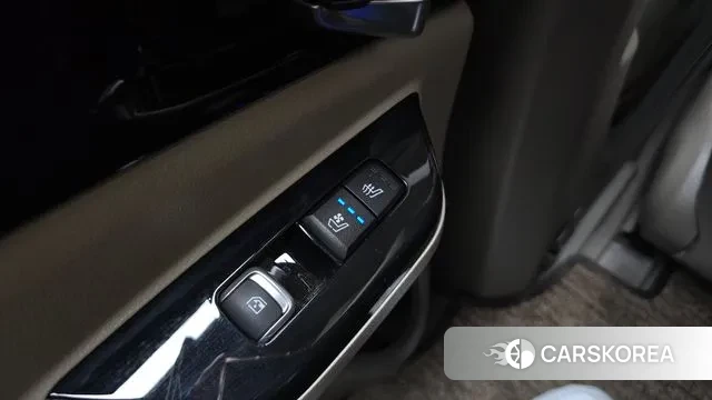 Kia Carnival 4th generation id 3300393 из Кореи 9