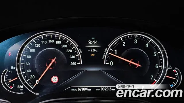 BMW 5 Series (G30) id 2580277 из Кореи 9