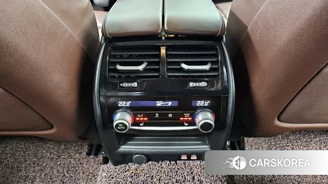 BMW 5 Series (G30) id 3610873 из Кореи 9