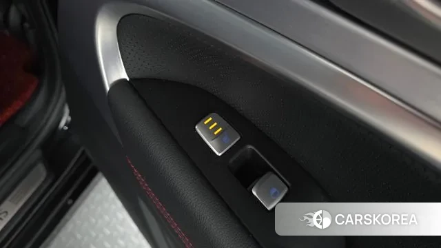 Genesis G70 id 3692494 из Кореи 9