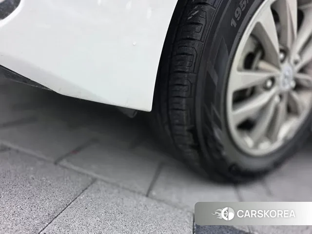 Hyundai Avante AD id 3039223 из Кореи 9