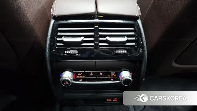 BMW 5 Series (G30) id 3201194 из Кореи 9