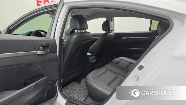 Hyundai The New Avante AD id 3748296 из Кореи 9