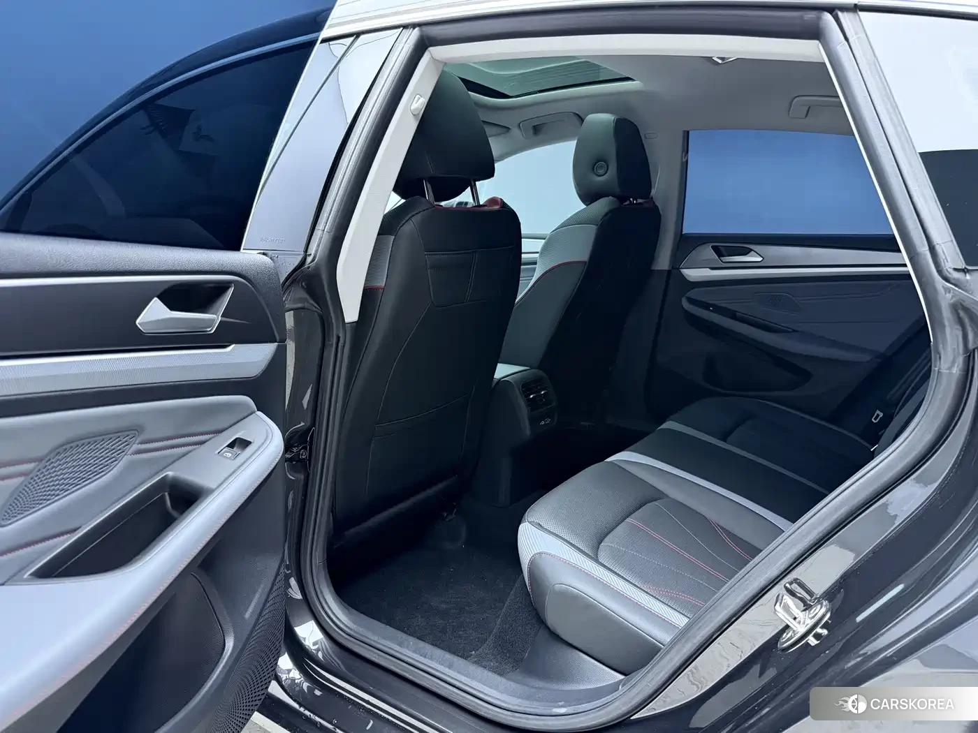 Volkswagen Lamando id 4655044 из Китая 9