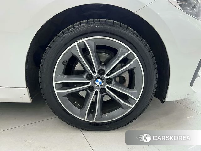 BMW 1 series id 4277073 из Китая 9