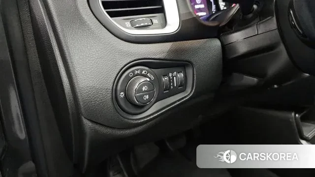 Jeep Renegade id 2999589 из Кореи 9