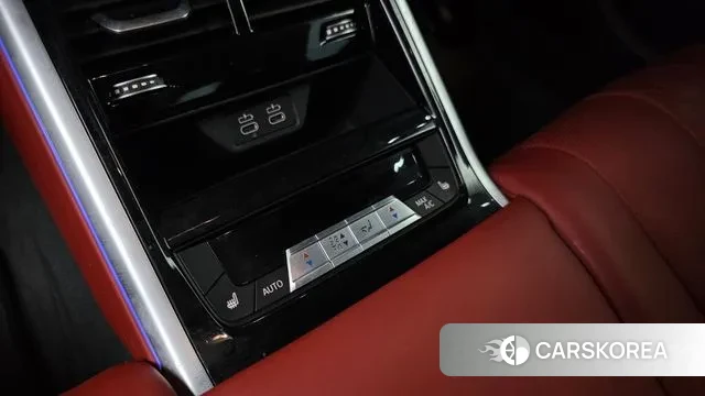 BMW M8 (G15) id 3459351 из Кореи 9