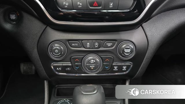 Jeep Cherokee (KL) id 3924185 из Кореи 9