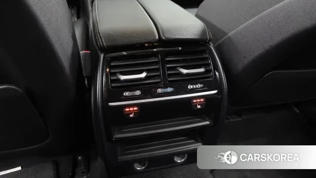 BMW 5 Series (G30) id 3449850 из Кореи 9