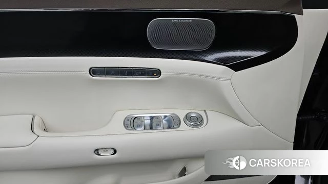 Genesis G90 (RS4) id 3832260 из Кореи 9