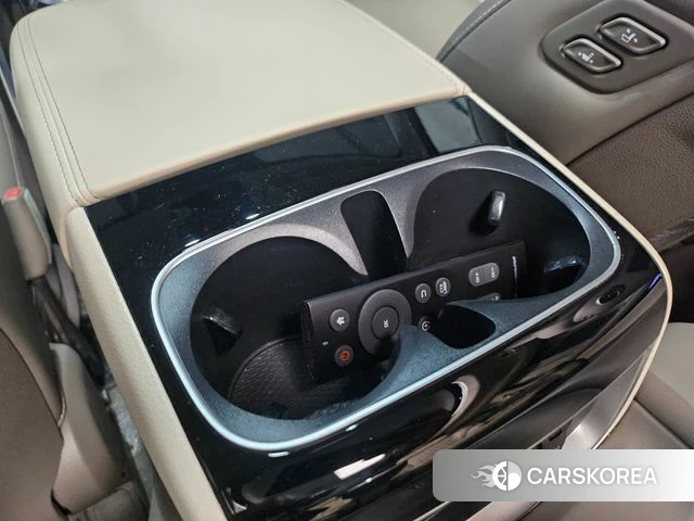 Kia Carnival 4th generation id 4392535 из Кореи 9