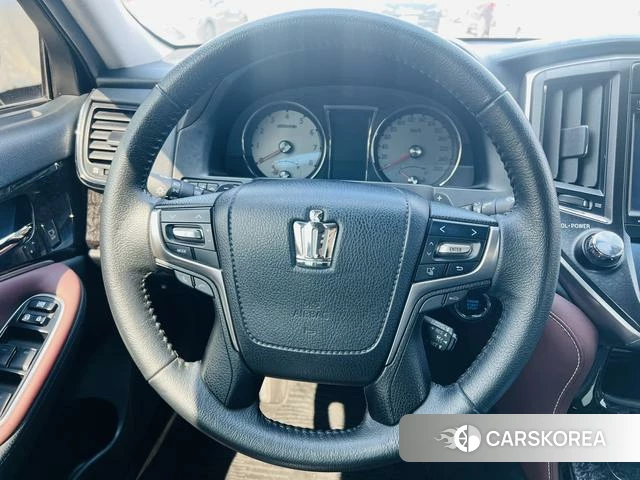 Toyota crown id 4220891 из Китая 9
