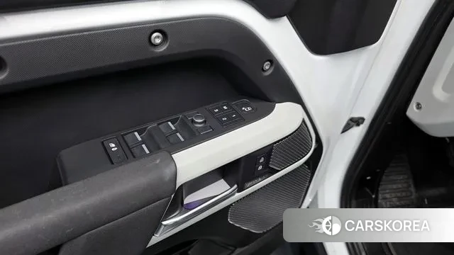 Land Rover Defender (L663) id 3702882 из Кореи 9