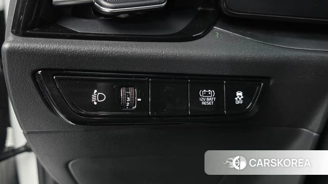 Kia Di Ol Nu Niro id 4635814 из Кореи 9