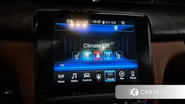 Maserati Quattroporte id 3713143 из Кореи 9