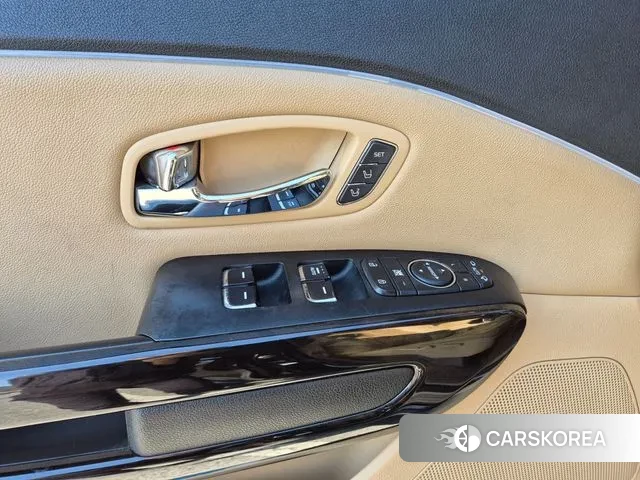 Kia The New Carnival id 3698126 из Кореи 9