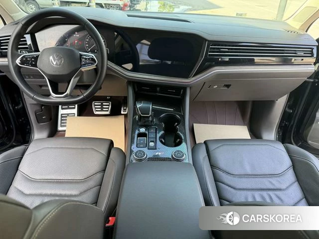Volkswagen Touareg id 4254248 из Китая 9