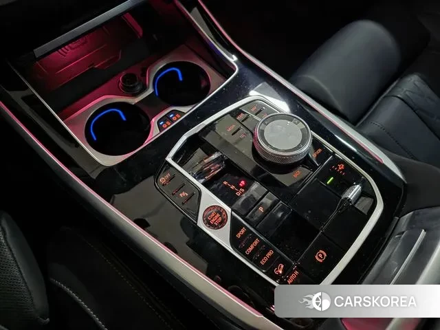 BMW X7 (G07) id 3679618 из Кореи 9