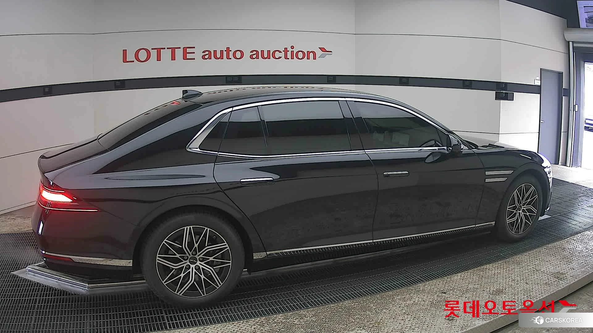 Hyundai G90 id 3869343 из Кореи 9