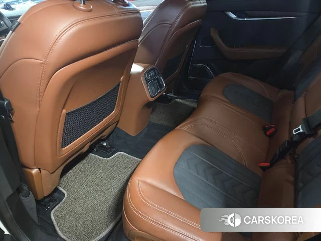 Maserati Levante id 4551862 из Кореи 9