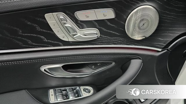 Mercedes-Benz E-Class W213 id 4768188 из Кореи 9
