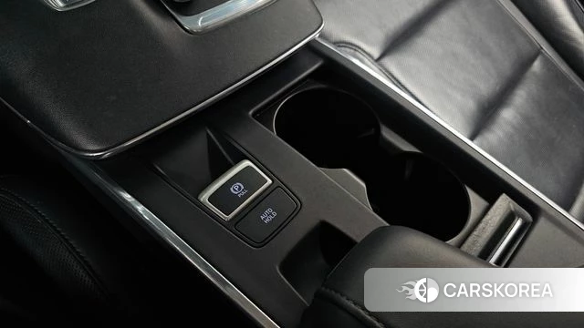 Hyundai The New Grandeur IG Hybrid id 4402673 из Кореи 9